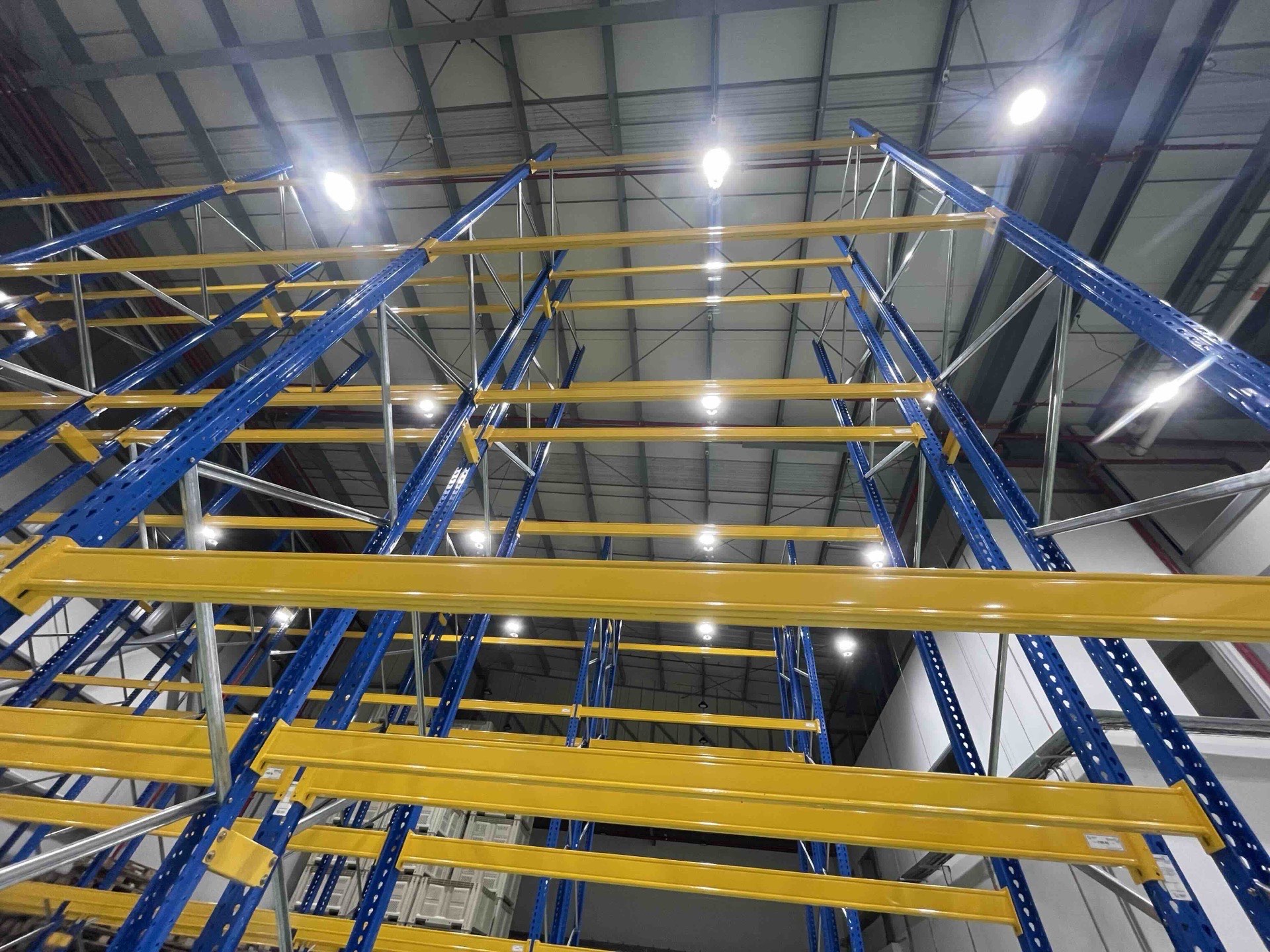 Proyectos Kenalia Racks de Almacenamiento